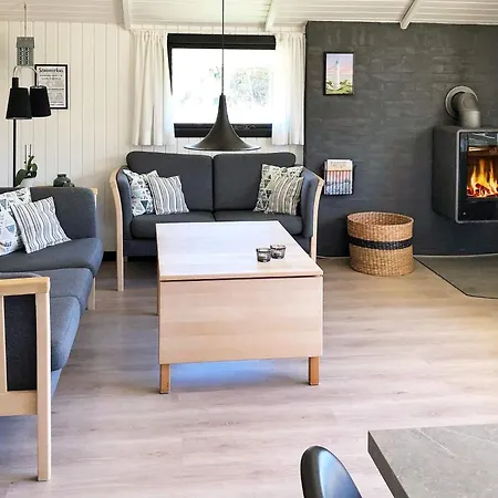 Дом отдыха 6 Person In Bl Vand