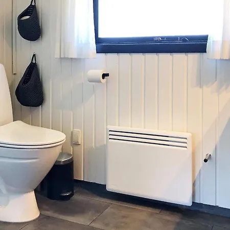 6 Person In Bl Vand Vakantiehuis